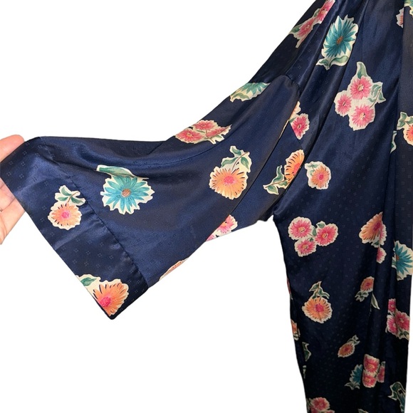 Vintage Christian Dior Robe - Picture 3 of 6